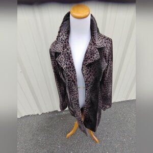 VEGAN ANIMAL PRINT BUTTON DOWN FAUX FUR COAT SIZE MEDIUM